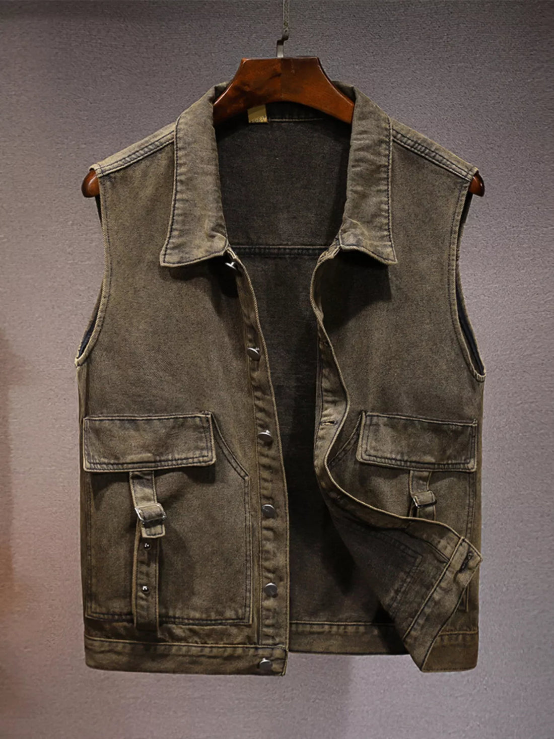 Men's Plus Size Vintage Washed Denim Vest with Pockets - cas7m