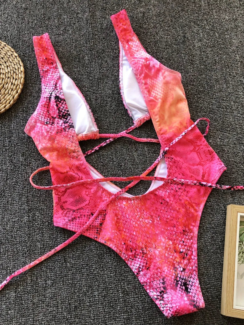 Lace-Up Backless Plunge One-Piece Swimwear - cas7m
