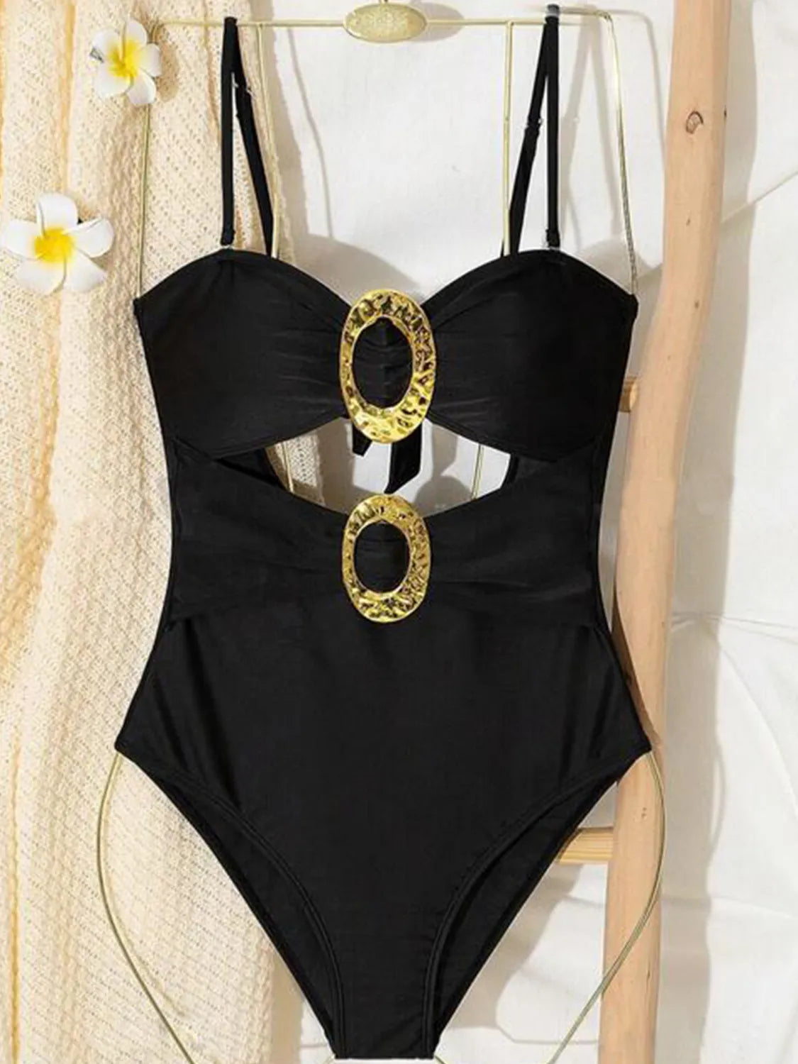 Cutout Sweetheart Neck One-Piece Swimwear - cas7m