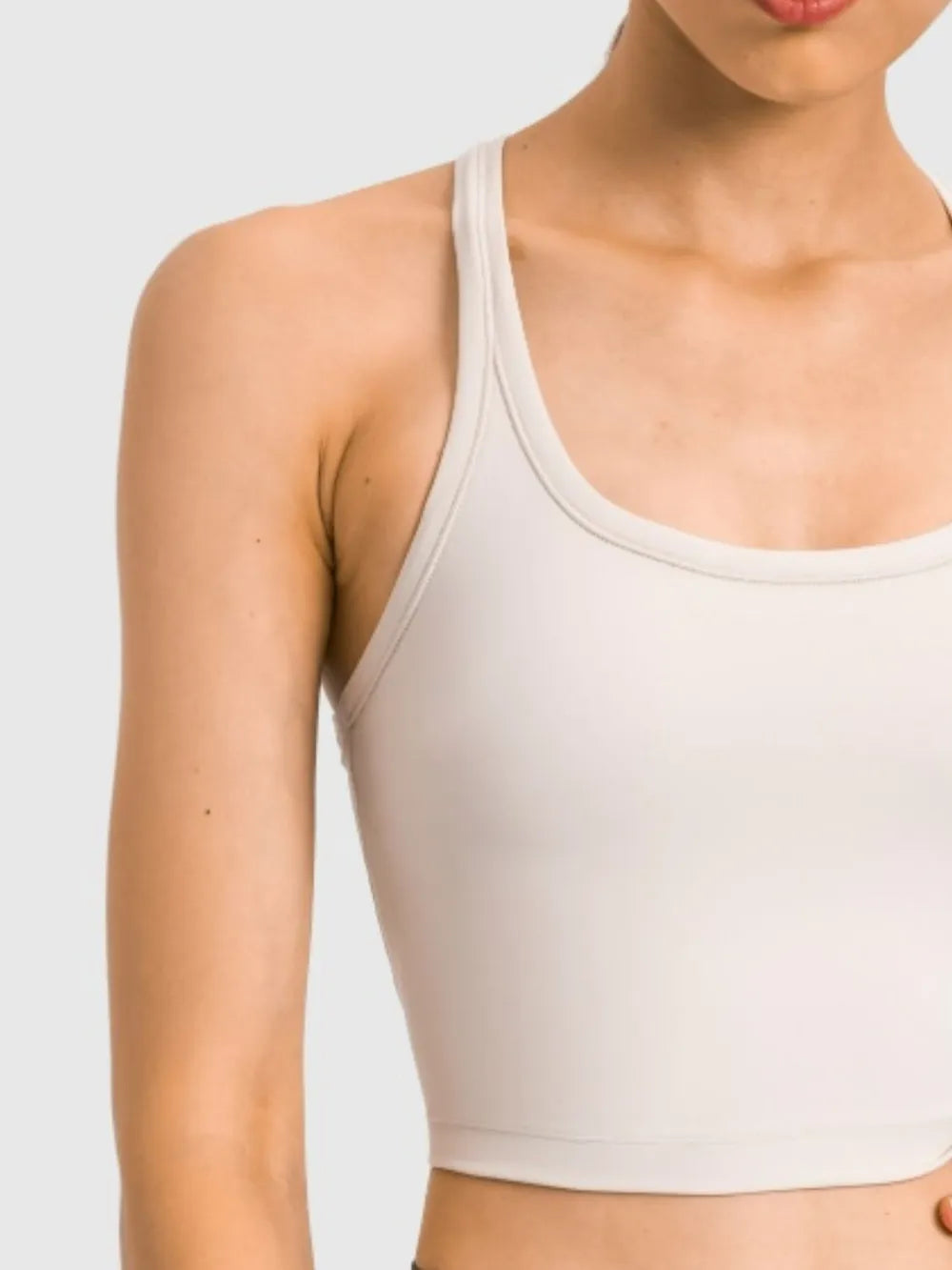 Millennia Scoop Neck Active Tank with Detachable Chest Pads - cas7m