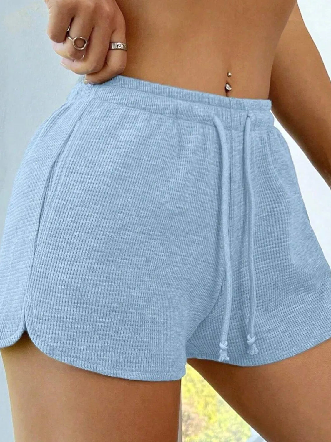 Drawstring Shorts with Pockets - cas7m