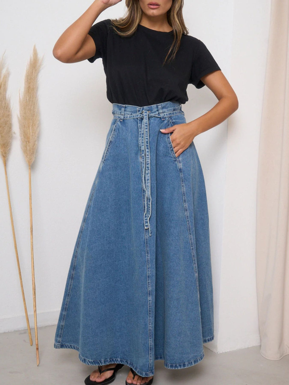High-Waisted Denim Skirt - cas7m