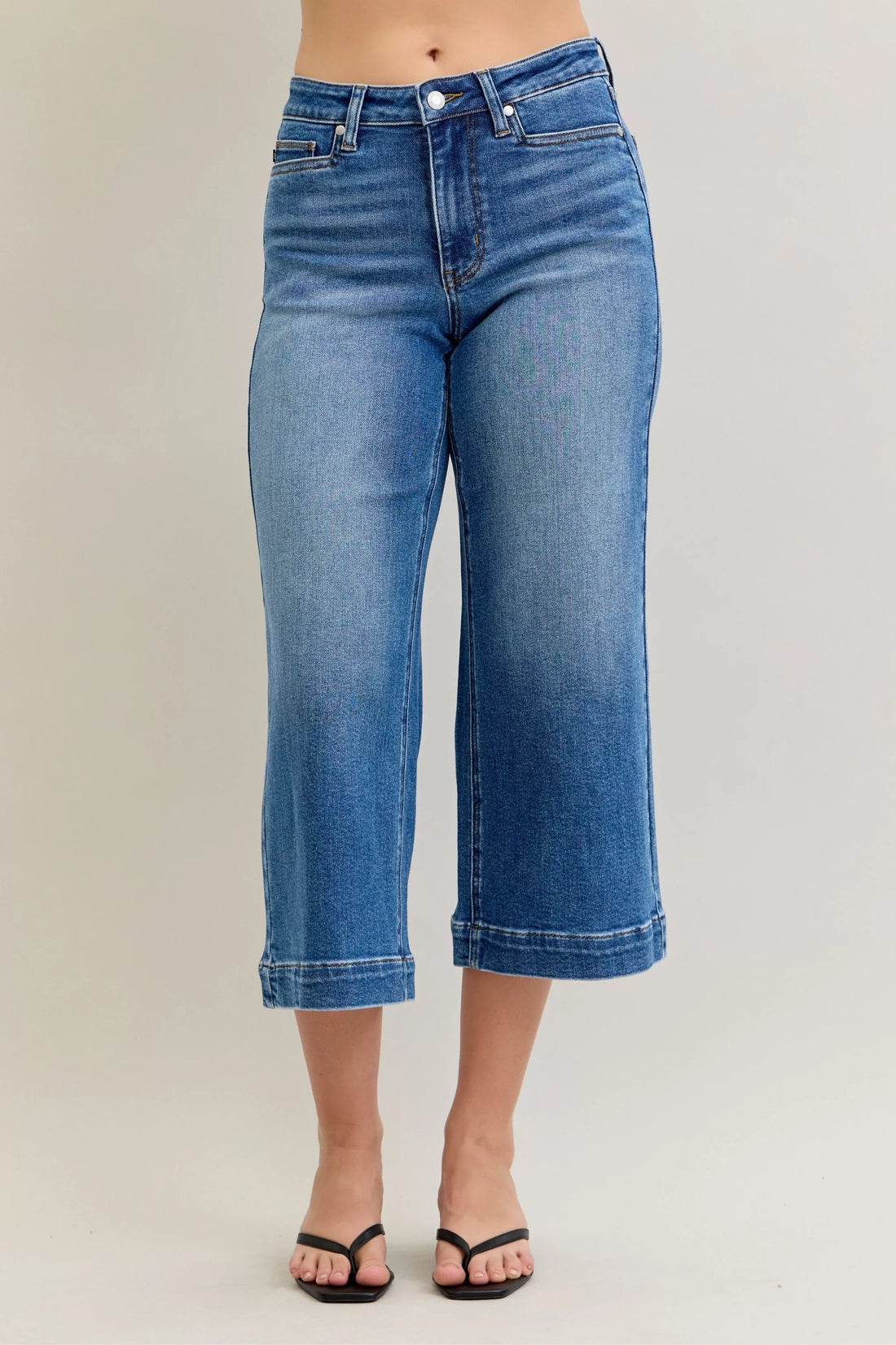 Judy Blue Mid Rise Crop Wide Leg Jeans - cas7m