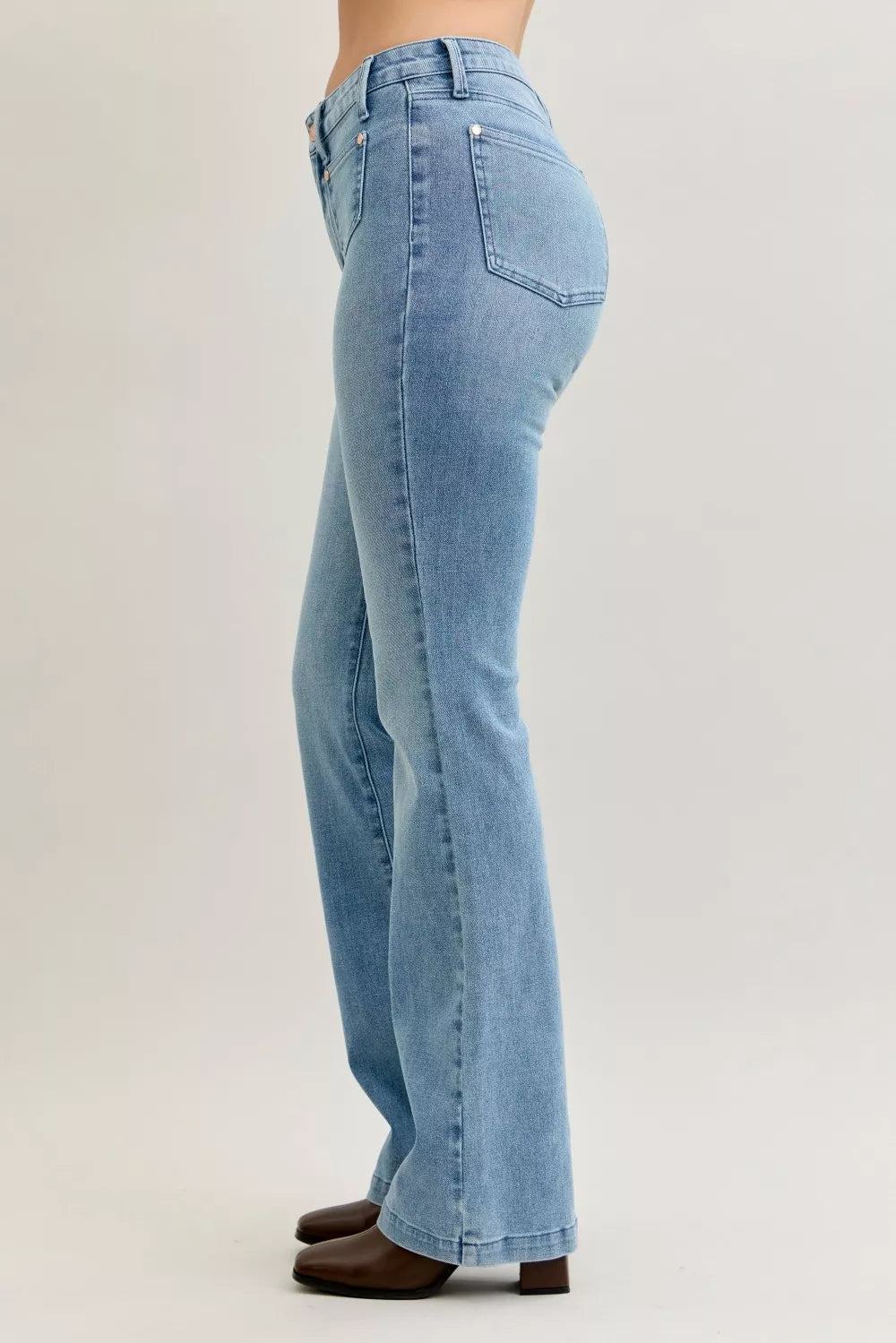 Judy Blue Full Size Mid Rise Bootcut Jeans with Contrast Wash & Front Patch Pockets Plus Size - cas7m