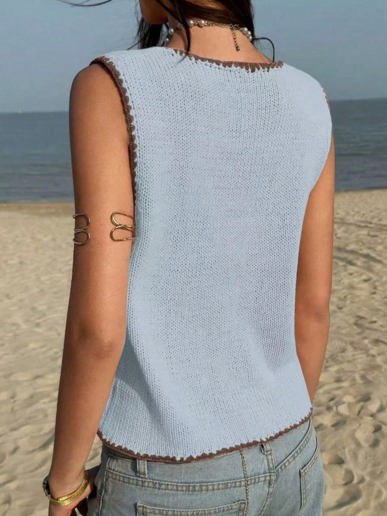Button-Down Sweater Vest - cas7m