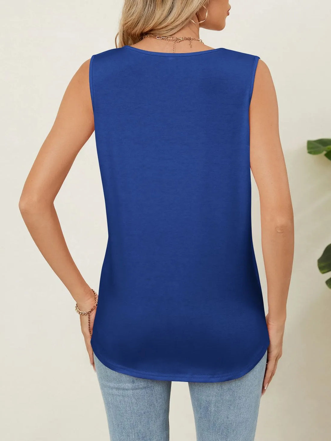 Round Neck Tank - cas7m