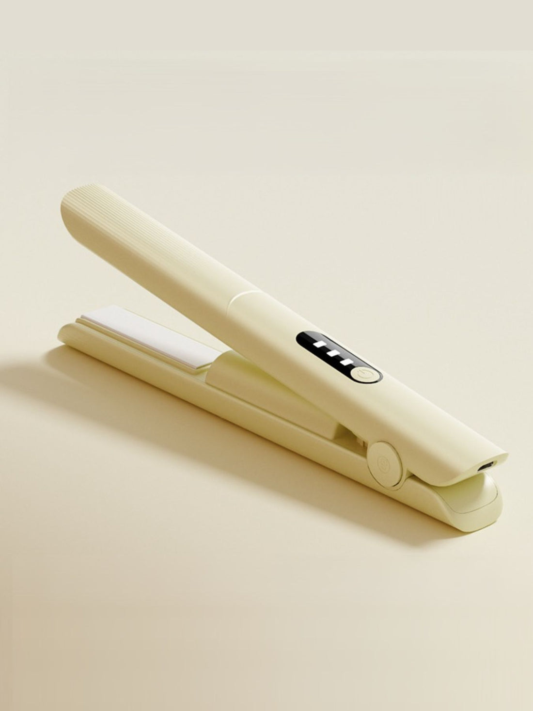 Rechargeable Ionic Travel Hair Straightener - Smooth & Shine - cas7m