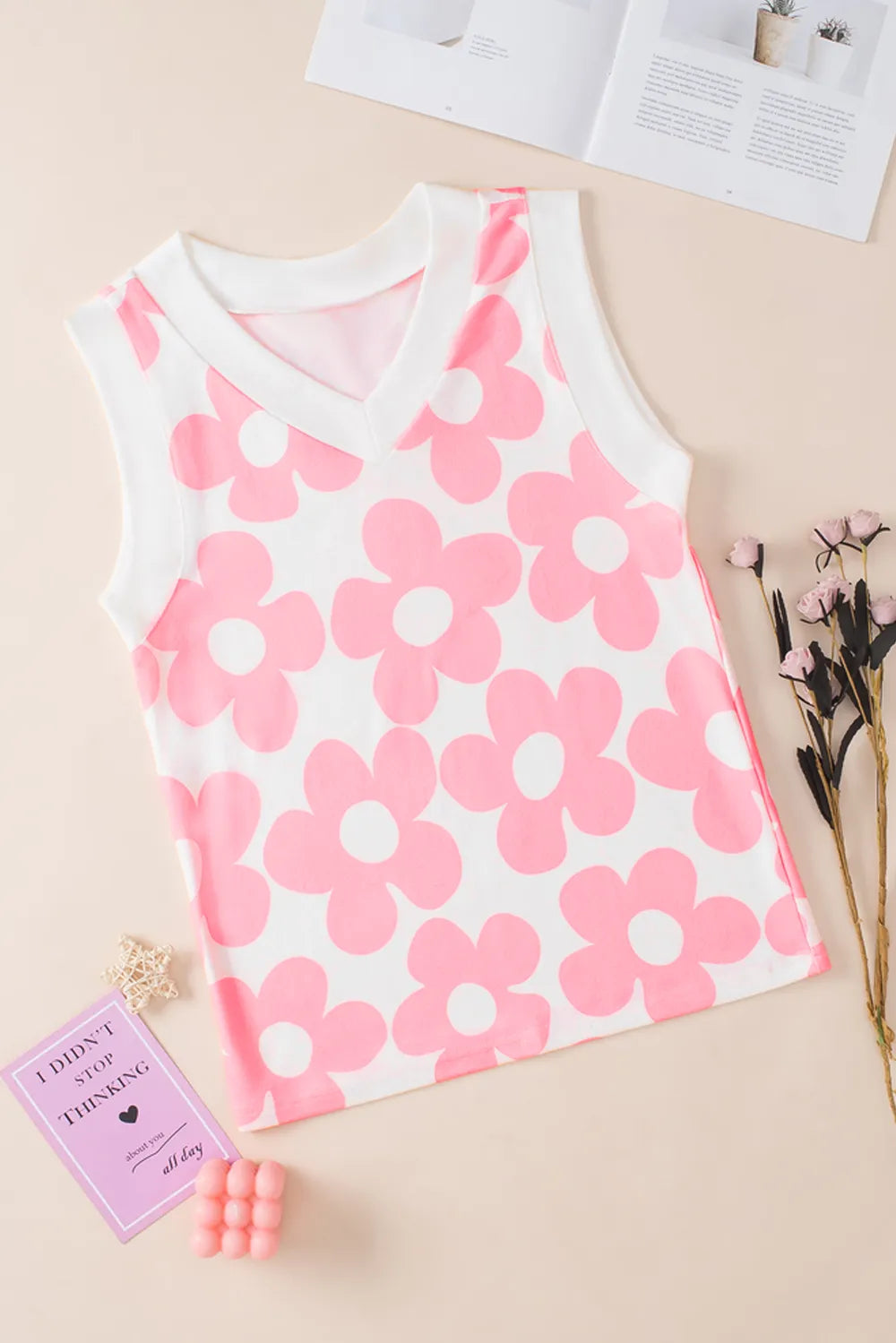 Flower Printed V-Neck Tank - cas7m