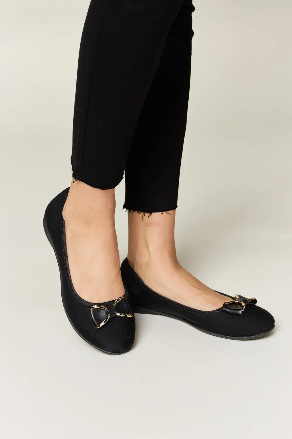 Forever Link Metal Buckle Flat Loafers - cas7m