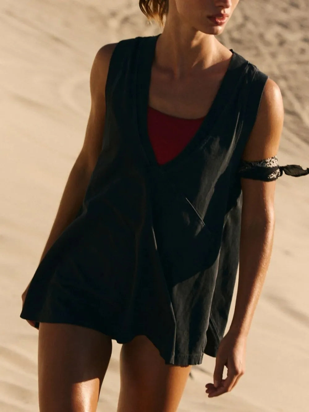 Side Slit V-Neck Tank - cas7m