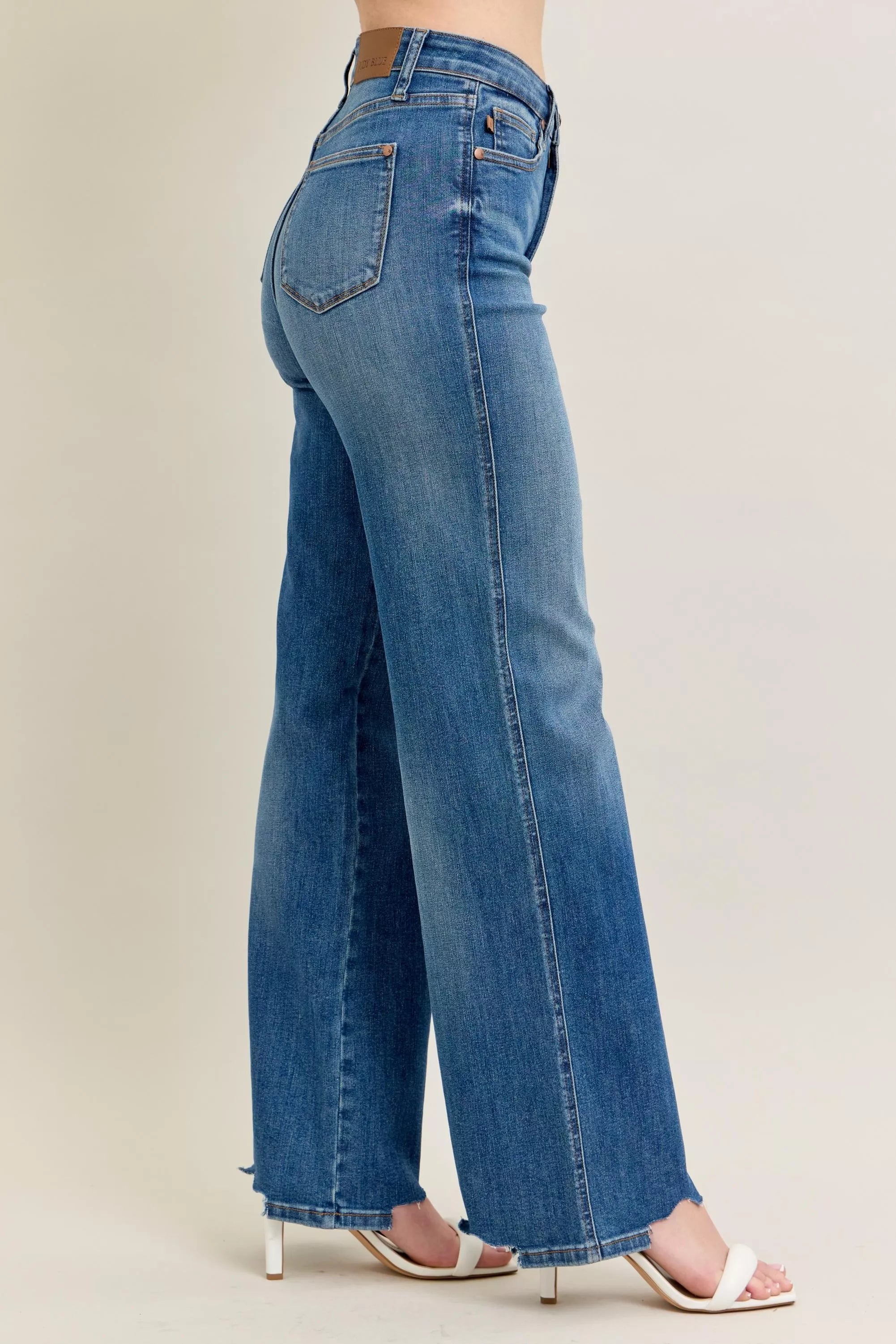 Judy Blue Full Size High Waist Tummy Control Chew Hem Destroy Wide Jeans Plus Size - cas7m