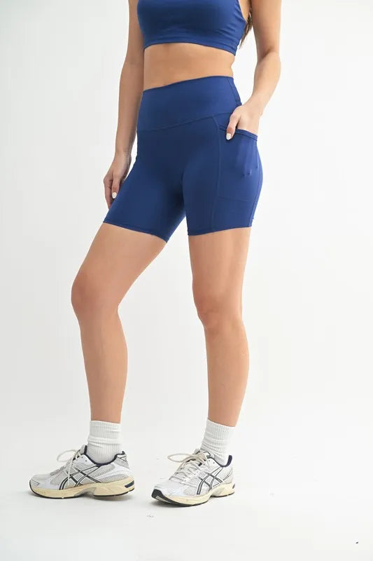 MONO B Venice Cloud Light Sculpt Biker Shorts - cas7m
