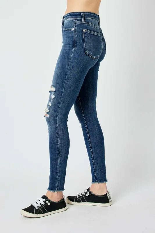 Judy Blue Full Size  High Waist Distressed Skinny Jeans - cas7m