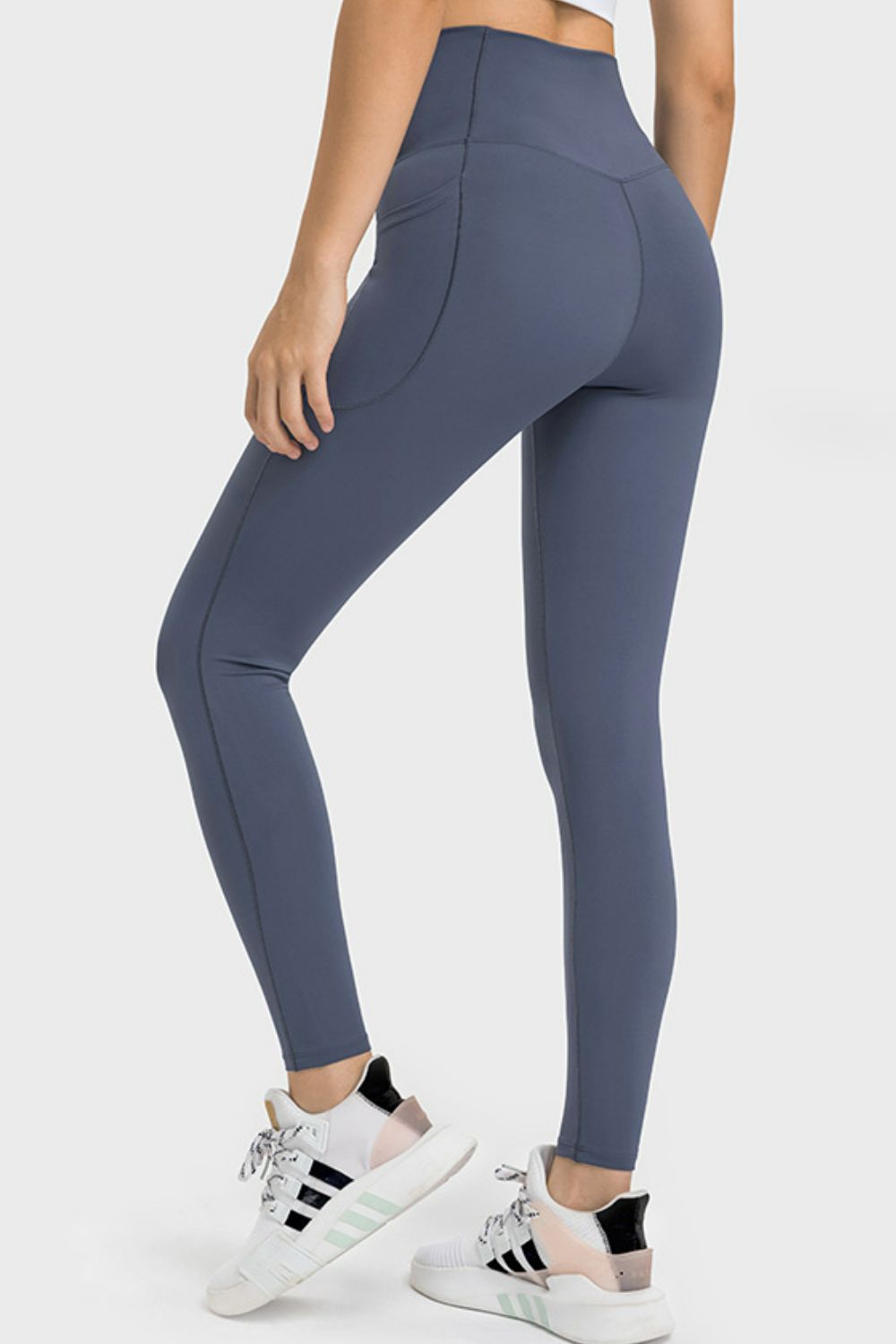 Millennia V-Waist Yoga Leggings with Pockets - cas7m