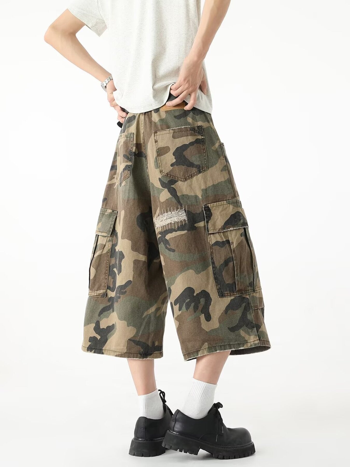 Men's Full Size Distressed Camouflage Denim Shorts Plus Size - cas7m