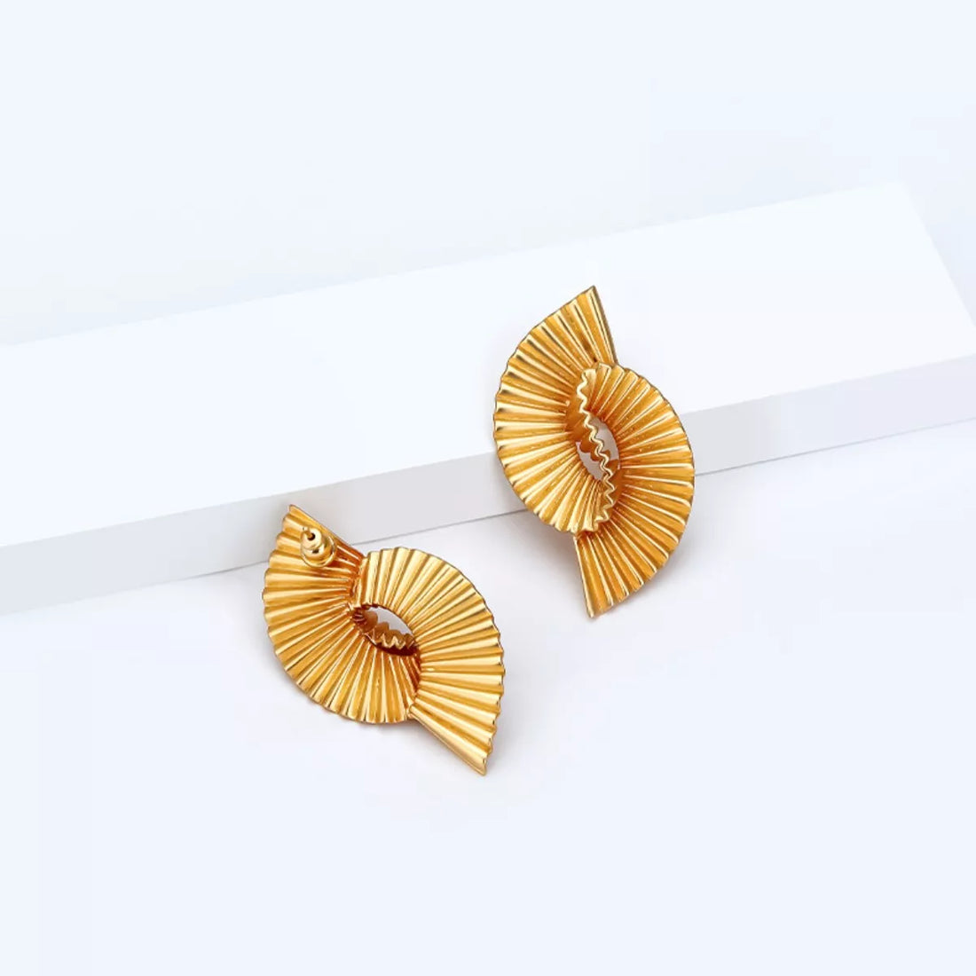18K Gold-Plated Copper Geometric Spiral Earrings - cas7m