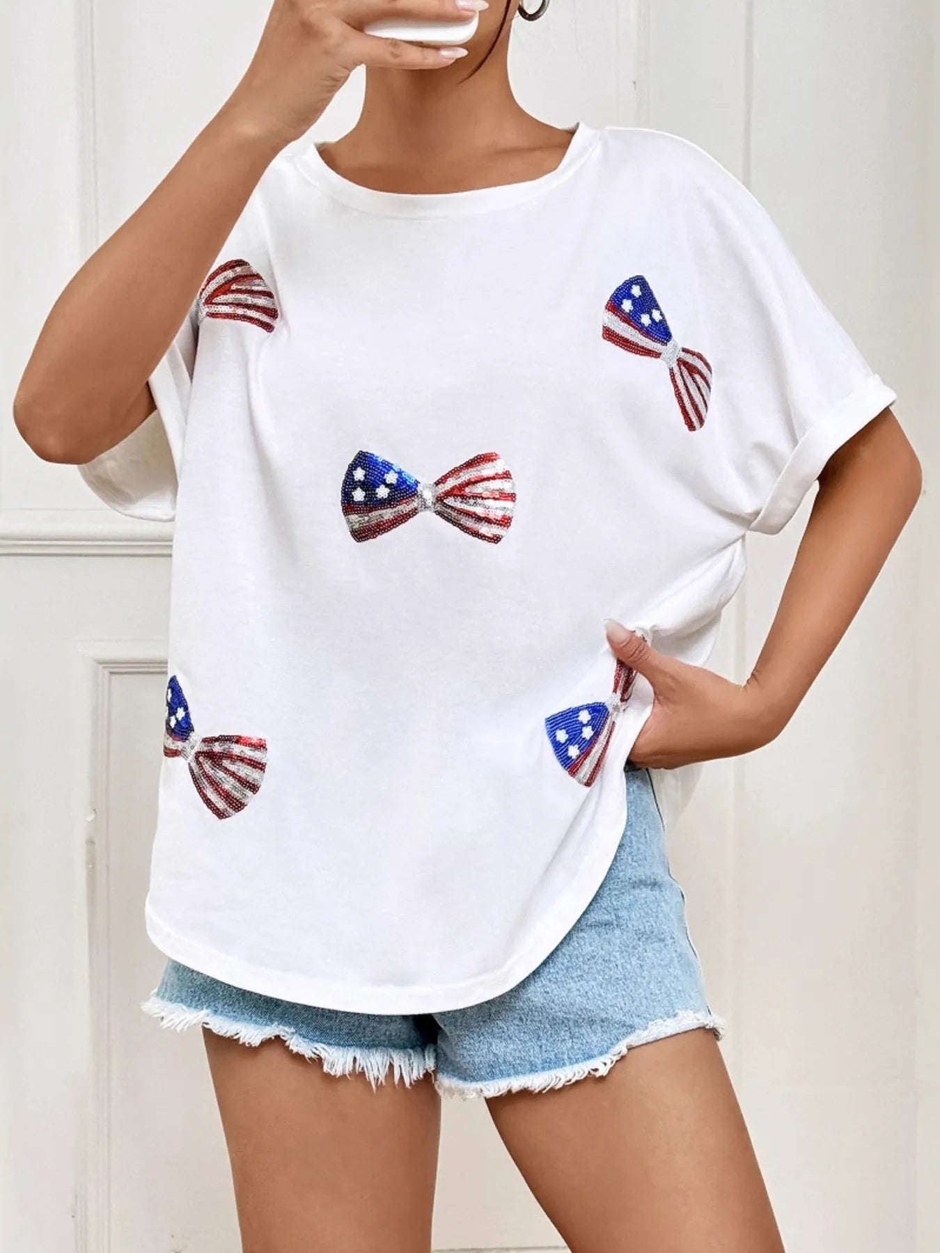 Bow Oversized Round Neck T-Shirt - cas7m