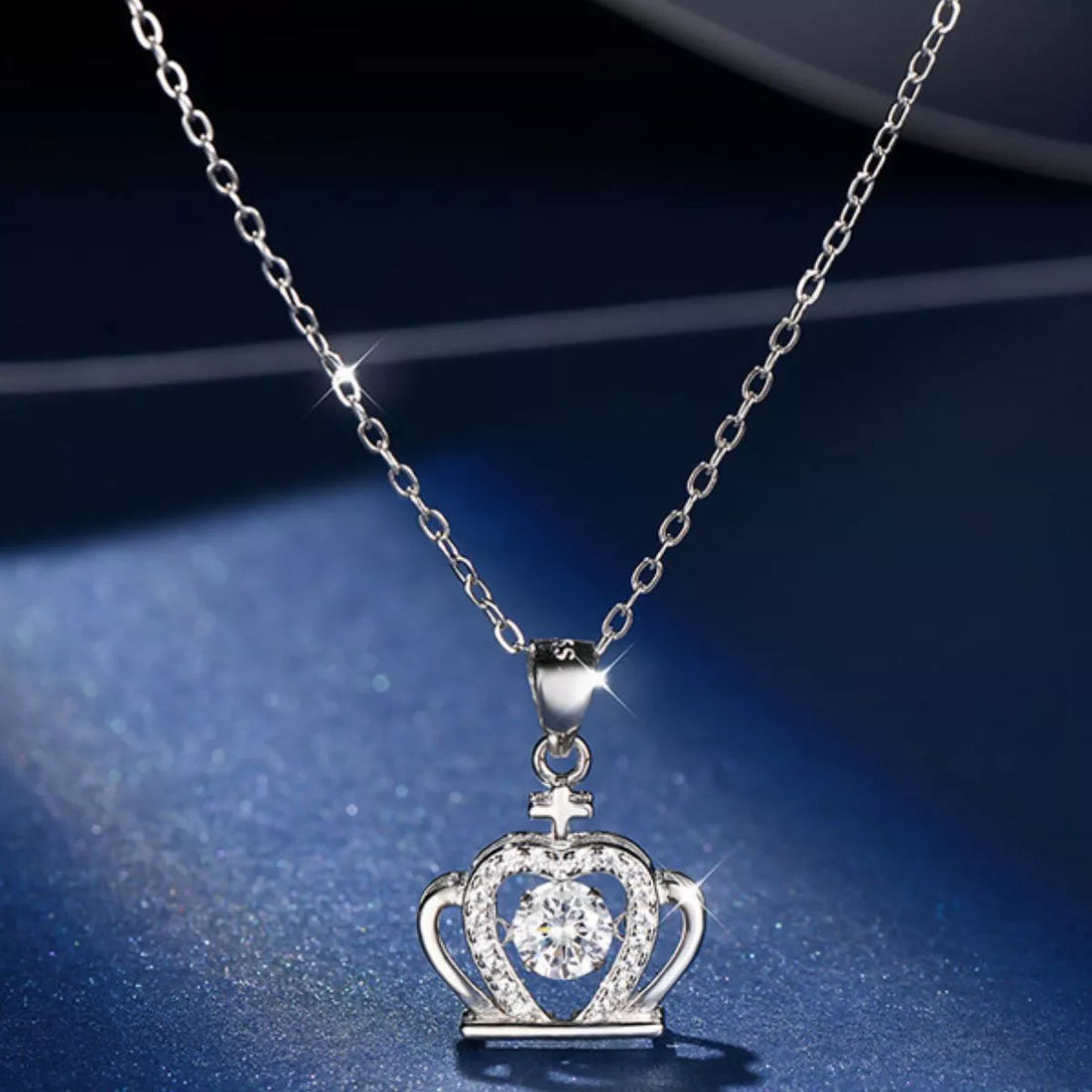 925 Sterling Silver Zircon Crown Pendant Necklace - cas7m