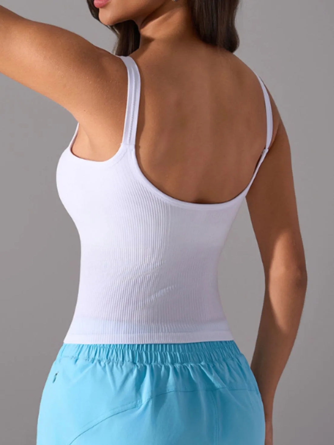 Scoop Neck Active Tank with Detachable Chest Pads - cas7m