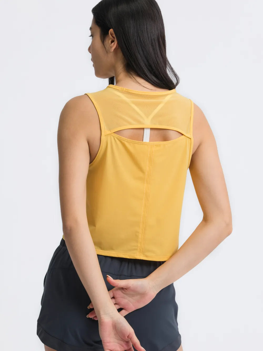 Millennia Round Neck Cropped Active Tank - cas7m