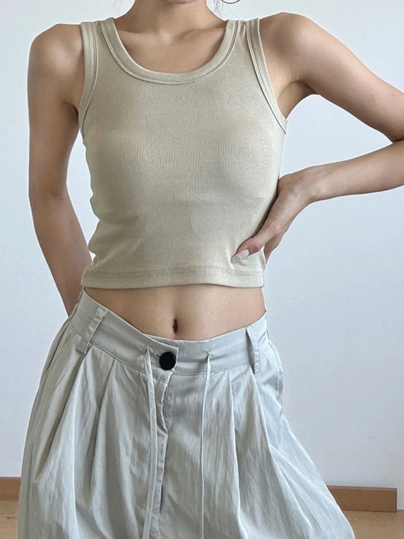 Ribbed Crop Tank Top - cas7m