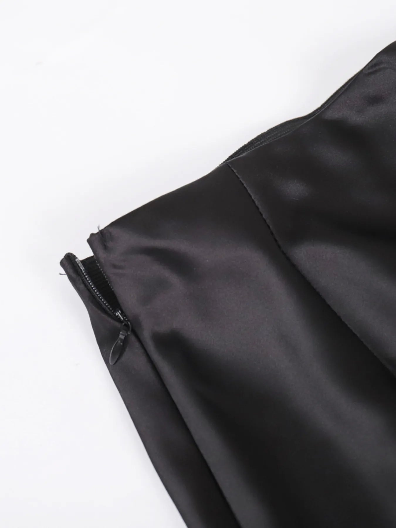 High-Waisted Maxi Skirt - cas7m