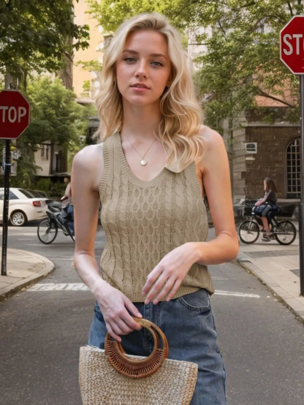 Cable-Knit V-Neck Knit Tank - cas7m