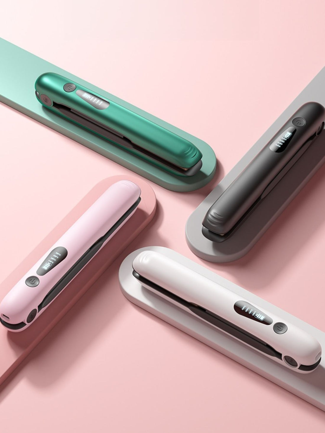 Travel-Ready Cordless Hair Straightener: Salon Results Anywhere - cas7m