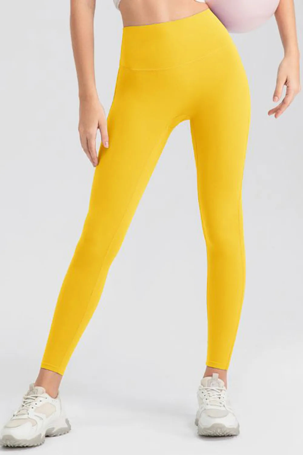 Ultra-Stretch Nylon Leggings for Everyday Comfort - cas7m