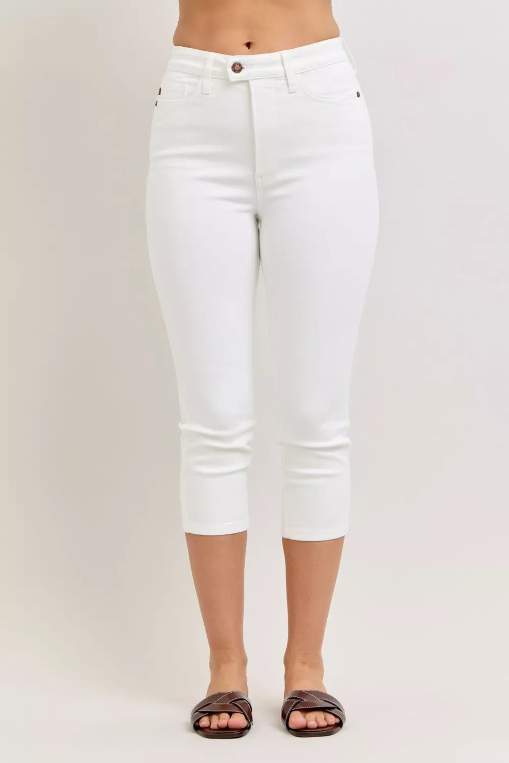 Judy Blue High Waist Extended Waistband Capri Pants with Spade Pockets - cas7m