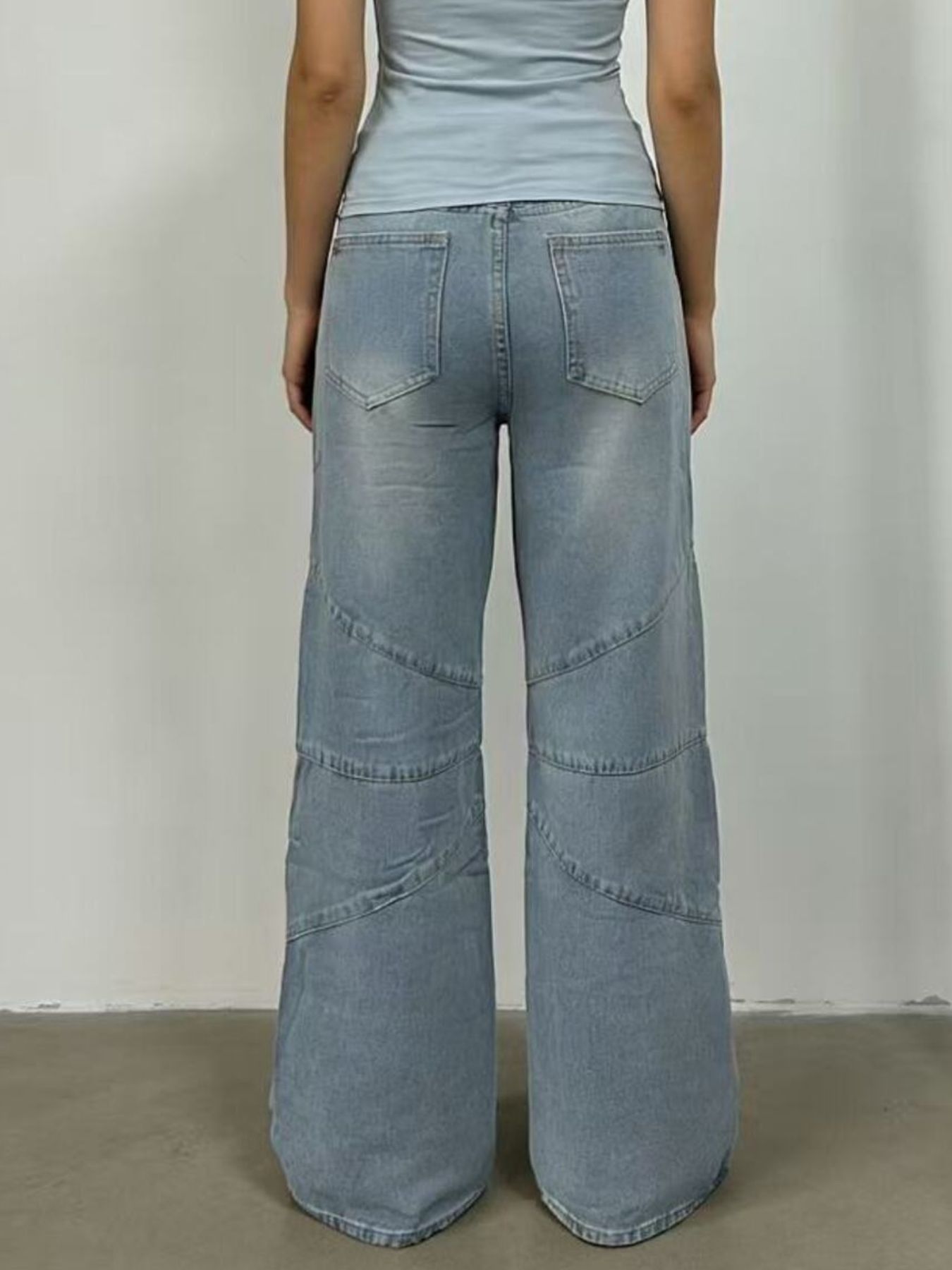 Vintage Wash Wide Leg Jeans - cas7m