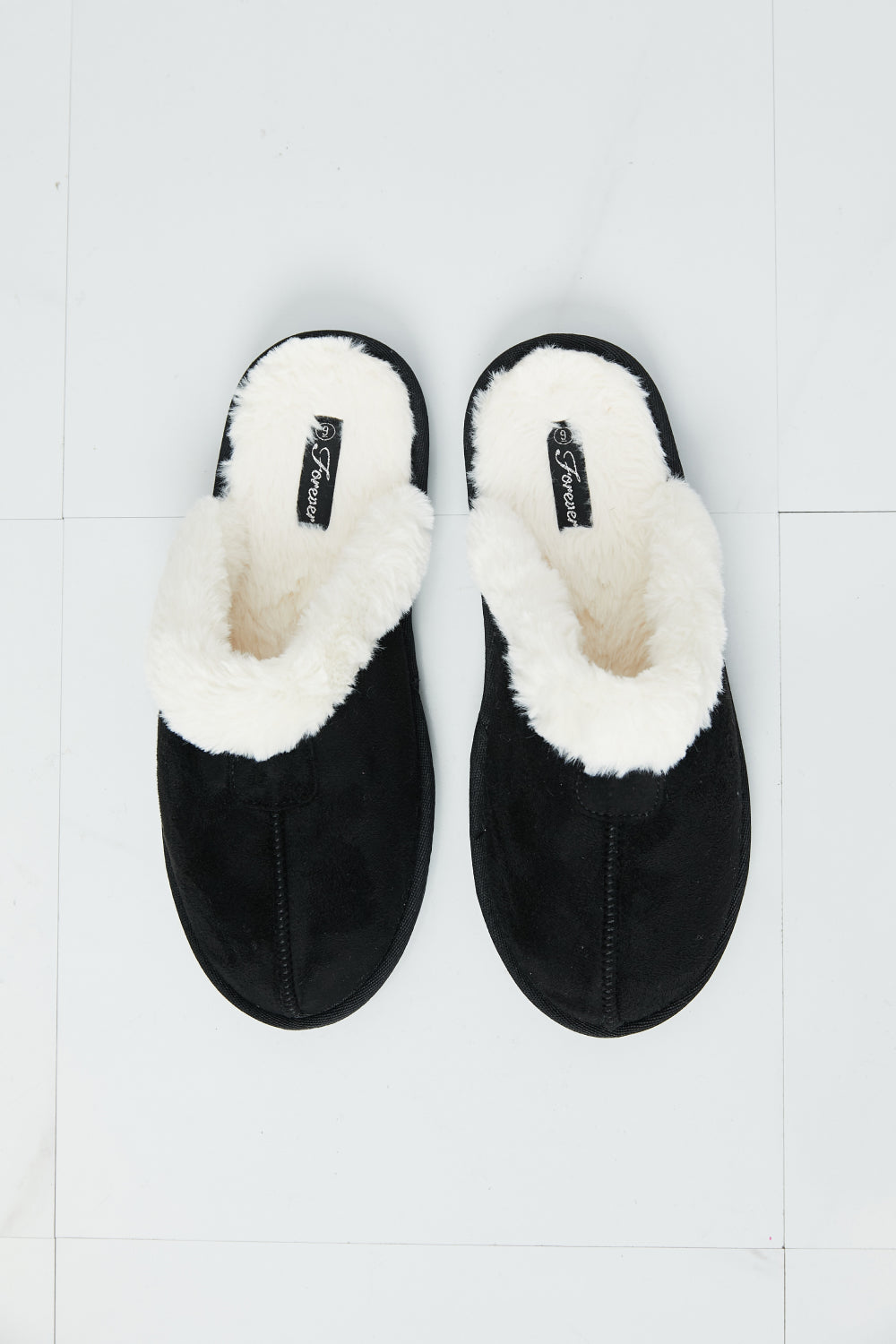 Forever Link Two-Tone Seam Detail Slippers in Black - cas7m