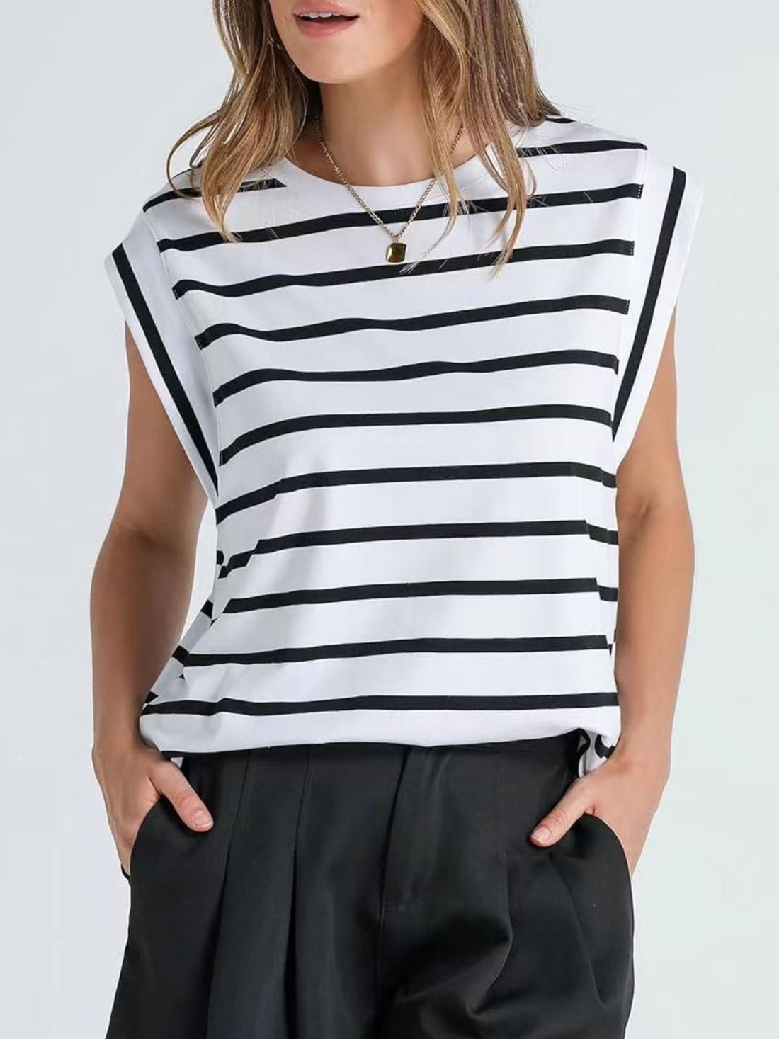 Striped Round Neck Tank - cas7m