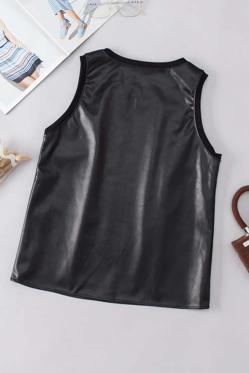 Round Neck Tank - cas7m